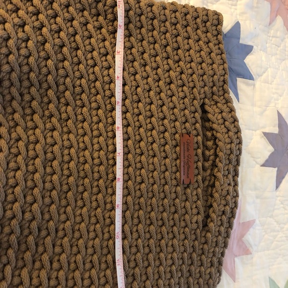 Scandinavian Style Crochet Tote Bag - Picture 4 of 11